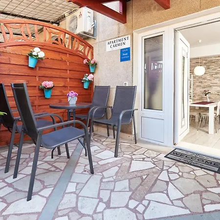 Carmen Apartman