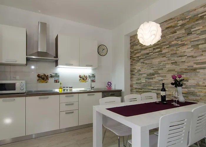 Carmen Apartment Trogir